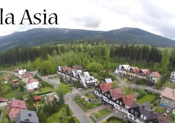 - * שצ'קלארסקה פוראובה