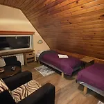 - Apartament