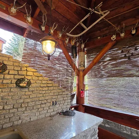 - * 斯克拉斯卡波伦巴